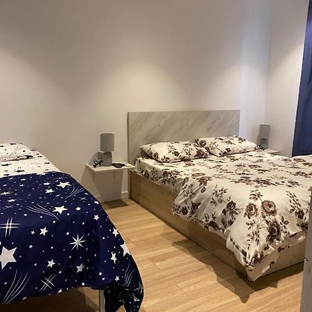 Arier Space Apartment Fier Bagian luar foto