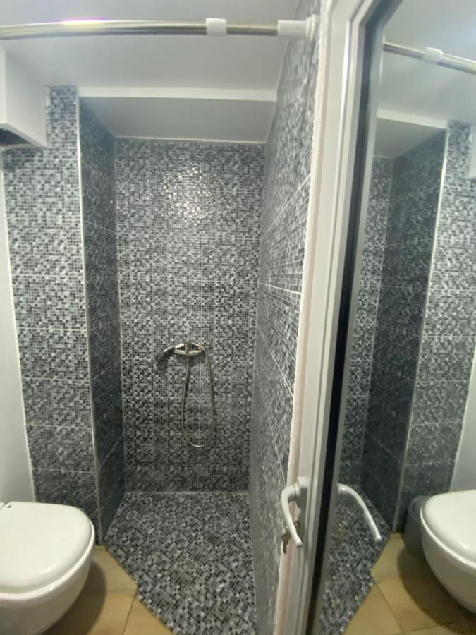 Arier Space Apartment Fier Bagian luar foto